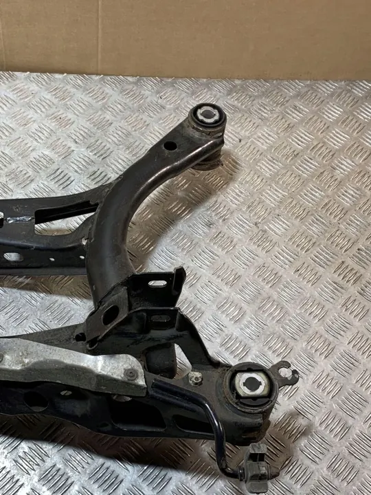 Skoda Superb B8 Taka jouset OEM 510VWA8GFN1EQ4 image 5
