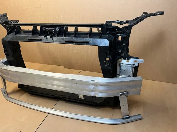 Frontstoßstange Audi Q3 II 83A805594J image 5