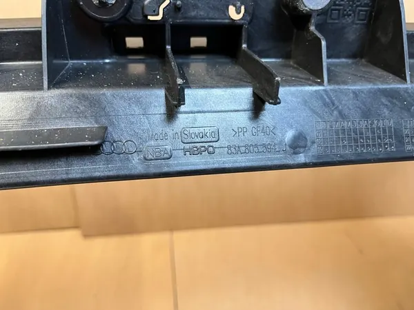 Frontstoßstange Audi Q3 II 83A805594J image 6