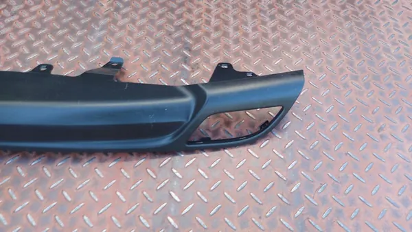 Bakre stötfångarspoiler Toyota Yaris III 14-20 image 2