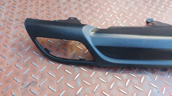 Bakre stötfångarspoiler Toyota Yaris III 14-20 image 5