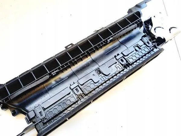 Tesla Model Y Entradas de ar da cabine 2023 0.1L 111159600b image 3