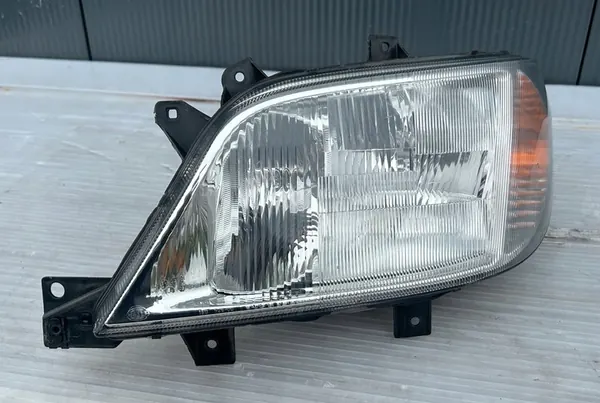 Linker Koplamp Mercedes Sprinter 901 Lift A9018201061 image 3