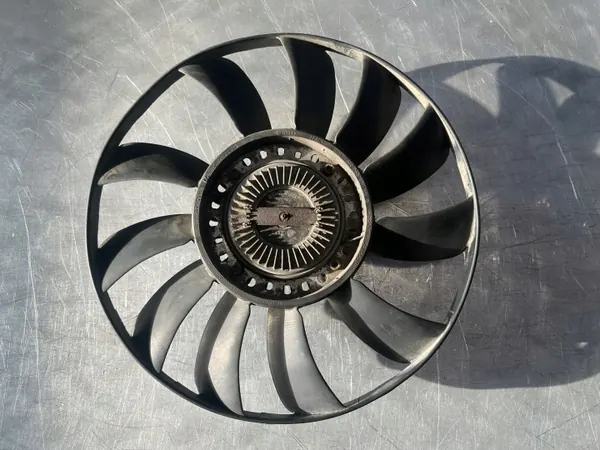 Ventilateur de radiateur OEM 058121301B pour Audi A6 C5 1.8B image 2