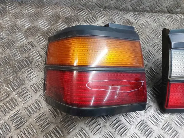 Lámpara Trasera Izquierda Derecha Passat B3 image 2