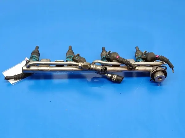 OEM 058133681B Rampe d'injection VW Passat B5 1.8 20V image 3