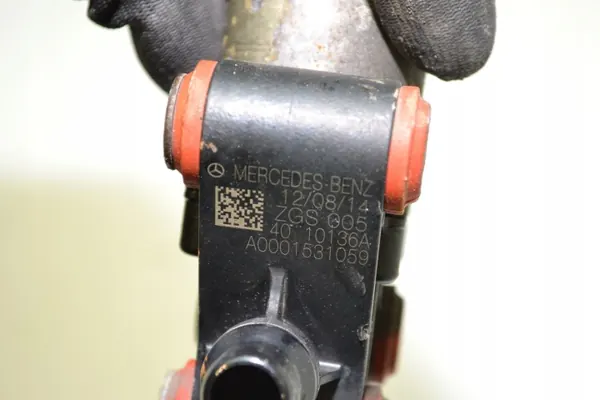 AdBlue-lämmittimen venttiili OEM A0001531059 Mercedes image 6