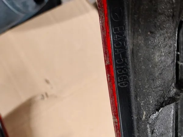 LUZ TRASERA MAZDA 3 BM SEDÁN EUROPA 13-17 image 6