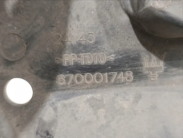 MASERATI GHIBLI III Nedre Stötfångarskydd 670001748 image 8