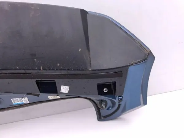 Spoiler maletero Kia Niro OEM 87210AT000 - Usado image 10