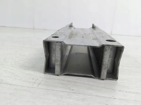 Trave di rinforzo anteriore Mercedes-Benz C W204 facelift image 7