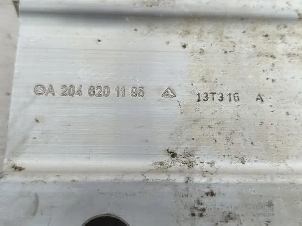 Trave di rinforzo anteriore Mercedes-Benz C W204 facelift image 8