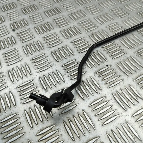 Tige de capot OEM 84245104 pour Chevrolet Malibu image 5