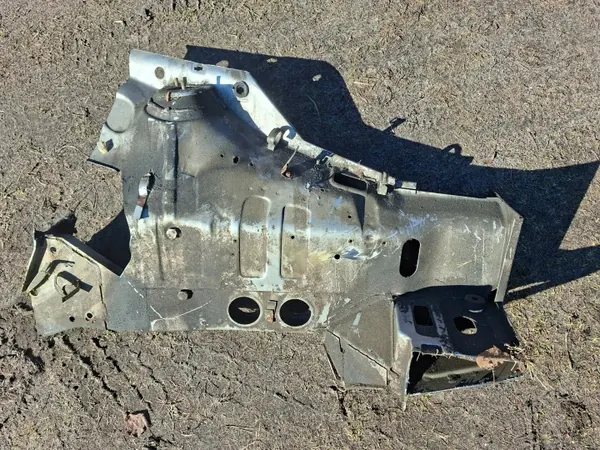 OEM 7657536754 Rail delantero izquierdo para Polonez/Fiat 125 image 2
