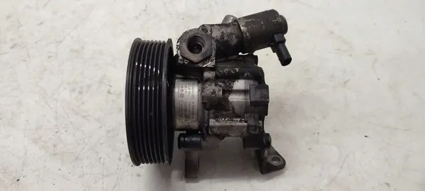 E-KLASA W211 3.0 CDI - Servostyrningspump A0044664201 image 2