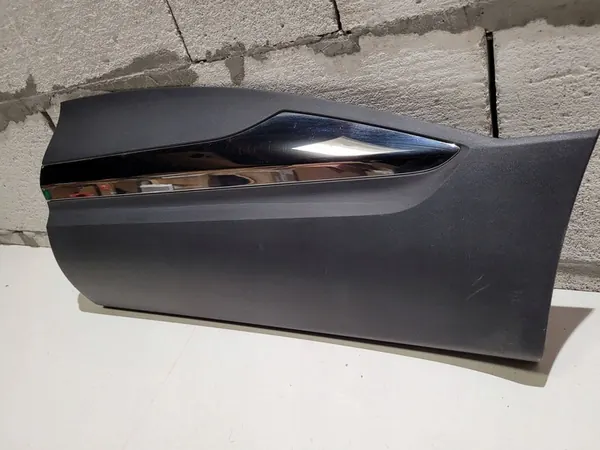 RENAULT KADJAR LEFT REAR DOOR TRIM CHROME OEM image 3