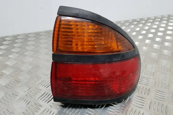 Lámpara trasera derecha RENAULT LAGUNA I 7700420123 image 2