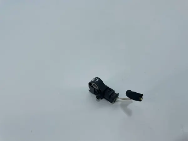 Conector sensor de impacto OEM 9496817 para BMW G30 G31 image 3