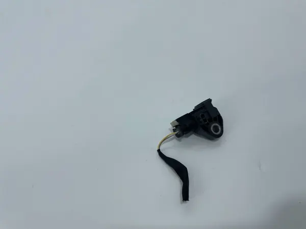 Conector sensor de impacto OEM 9496817 para BMW G30 G31 image 5