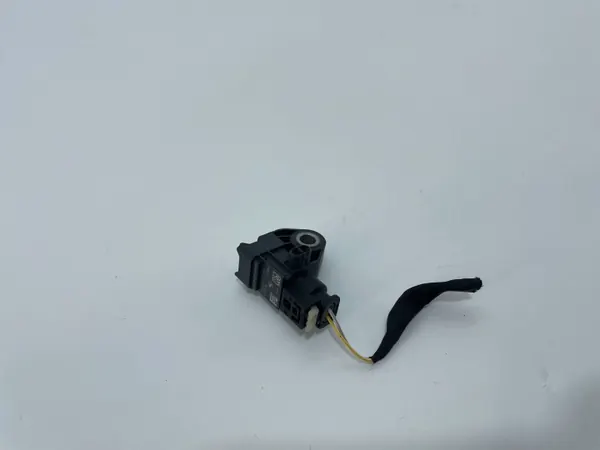 Conector sensor de impacto OEM 9496817 para BMW G30 G31 image 8
