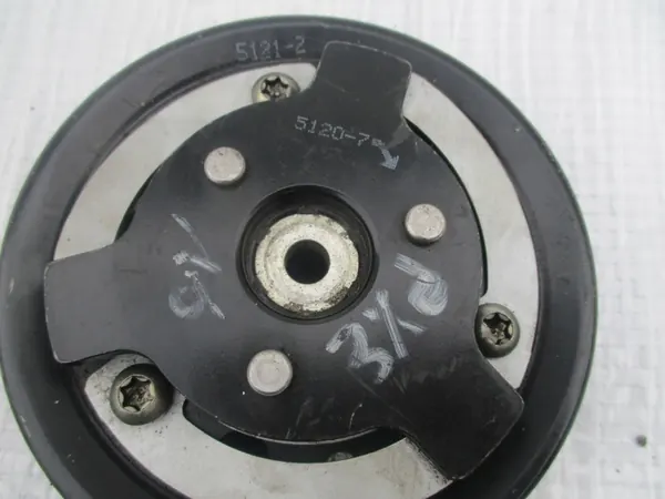 Poulie de Compresseur de Climatisation Sanden PXE16 image 4