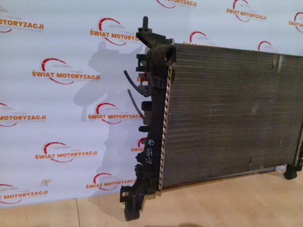 Radiateur d'eau Opel Adam 13R OEM 13399870 image 3