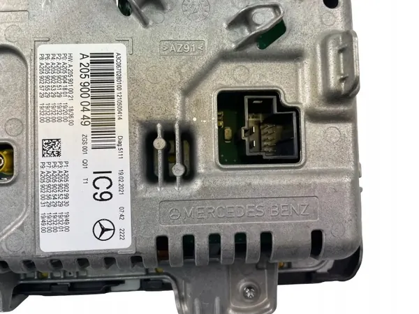 Mercedes-Benz GLC navigointinäyttö OEM A2059000449 image 5