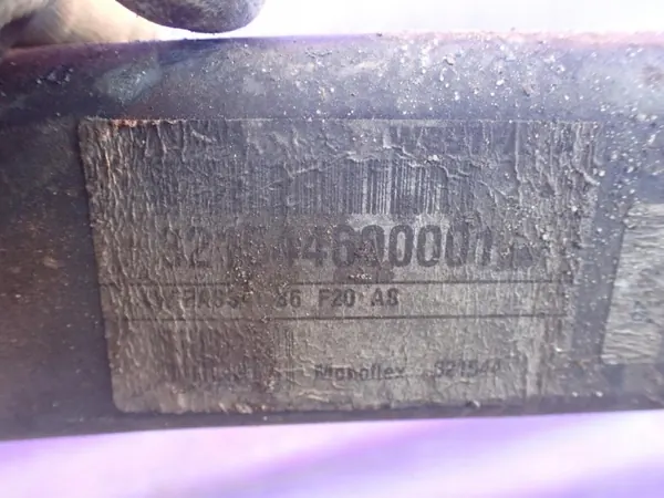 Peräkärkikoukku OEM Zawada-364273- VW Passat B6:lle image 7