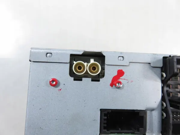 Käytetty Radioviritin OEM 4F0035053B HARMAN image 3