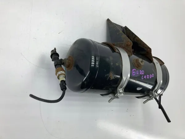 Ilmasäiliö 15L OEM 5949780684Q Iveco Eurocargolle image 3