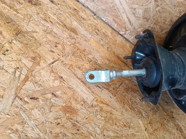 Rembekrachtiger OPEL OMEGA B 2.5 3.0 image 4