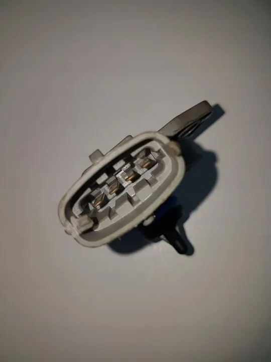 2007 Land Rover Freelander 2 - LR2 MAP Sensor 0261230110 image 6