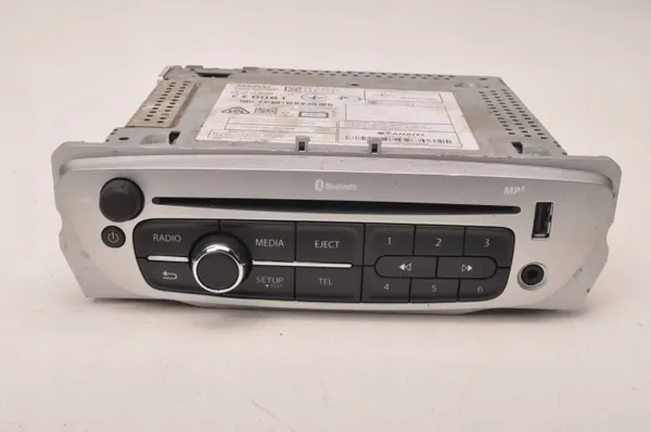 Rádio Renault Megane III OEM 281152275R - Usado image 2
