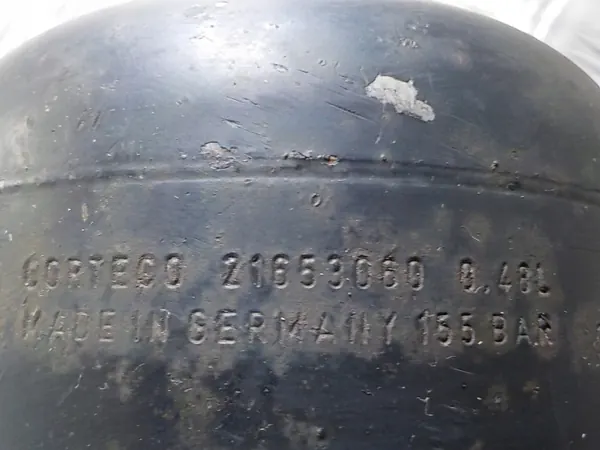 Mercedes W210 Fjädringsbussningar OEM 21653060 image 3