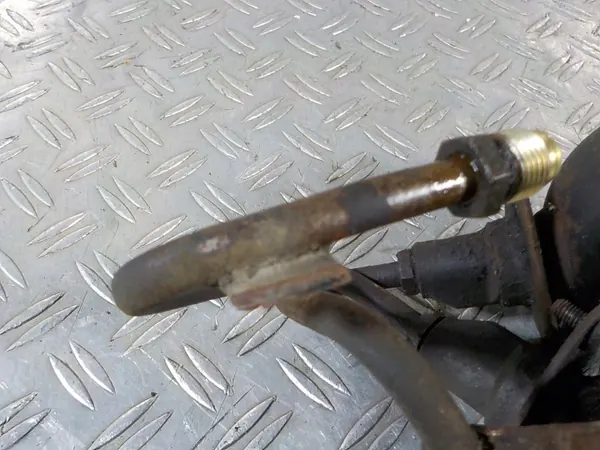Mercedes W210 Fjädringsbussningar OEM 21653060 image 4