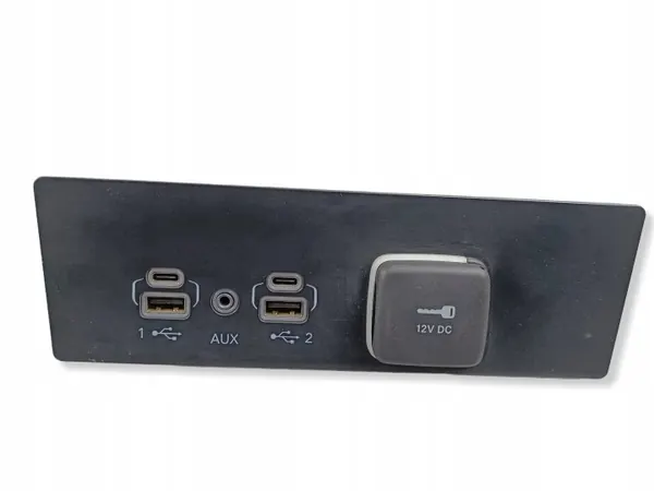 USB-pistorasia Jeep Grand Cherokee WL OEM P68377882AD image 2