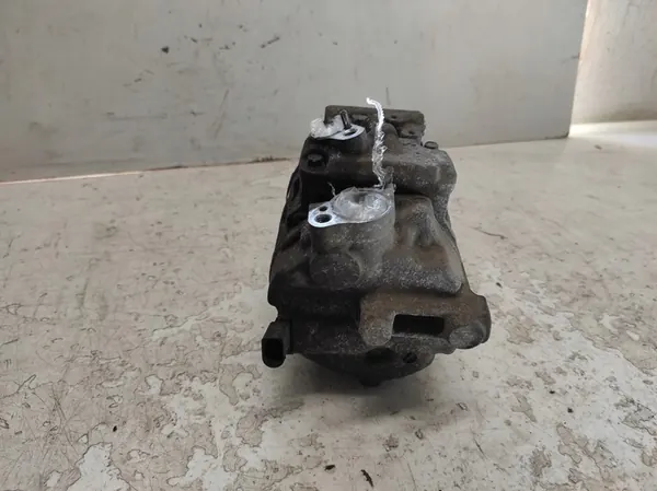 VW CRAFTER I 1 06- 2.5TDI AC Kompressori 2E0820803G image 4