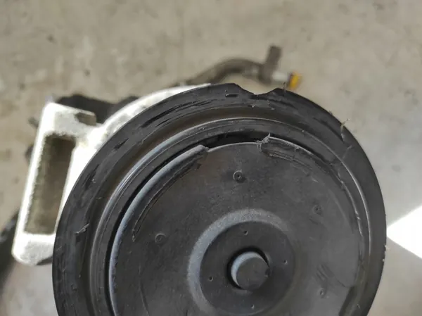 VW CRAFTER I 1 06- 2.5TDI AC Kompressori 2E0820803G image 7