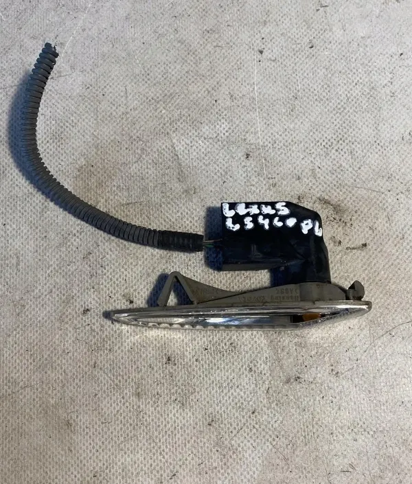 Pisca do para-lama dianteiro esquerdo OEM SKU11519 Lexus LS image 2