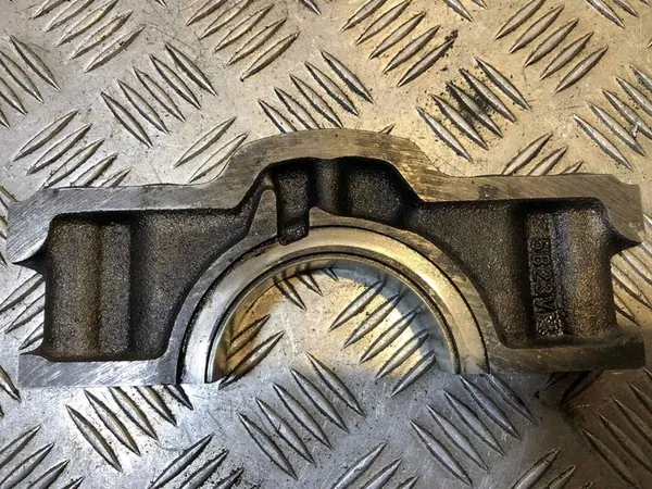 Mercedes-Benz ML W166 Huvudaxel Stopp image 3