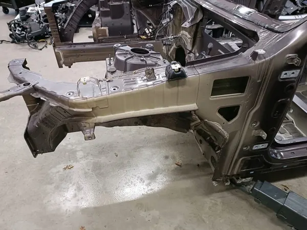 GENESIS GV70 Longarina Quarto Dianteira Esq OEM Usado image 2