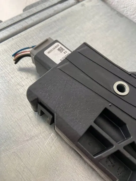 Subaru OE Schiebedachmotor OEM FA001V5 - Gebraucht image 6
