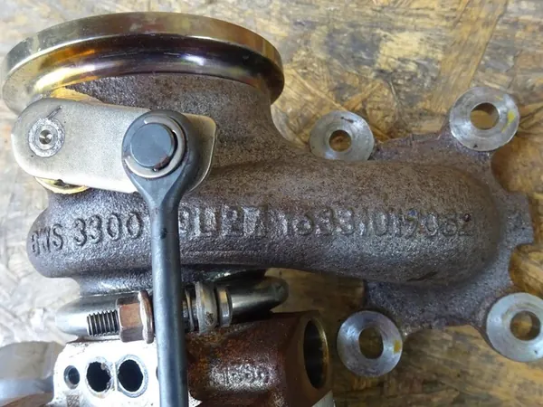 Turbokompressorventil AUDI A1 1.0 TFSI 04C145703H image 8