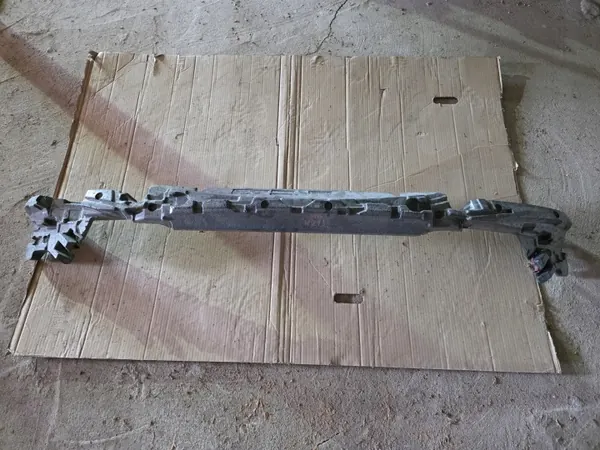 Voorbumper schuimabsorber OEM A2138850437 Mercedes image 2