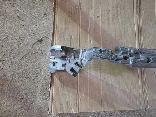 Voorbumper schuimabsorber OEM A2138850437 Mercedes image 3