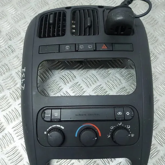 Módulo de aquecimento autônomo CHRYSLER VOYAGER IV 05005001AF image 2