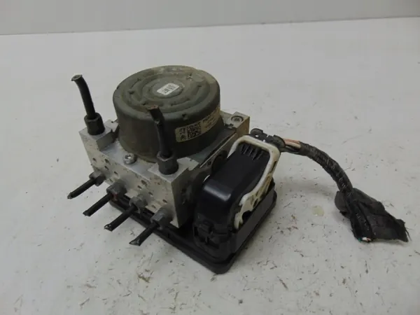 Pompe ABS OEM 9809312580 pour Peugeot 2008 1.6 HDI image 3