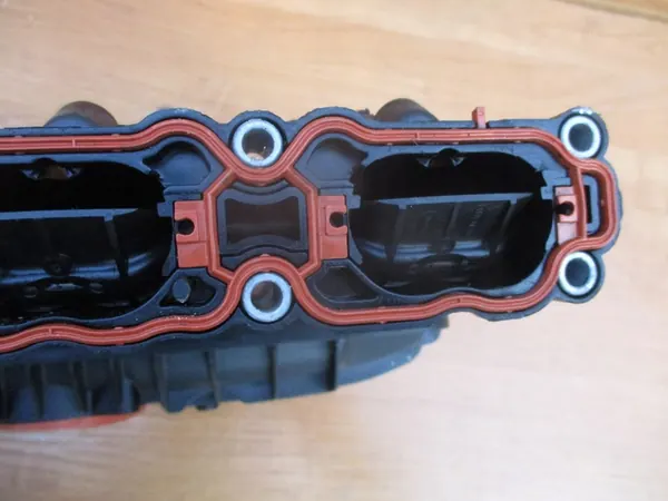 VW Audi Seat Skoda 2.0 TSI TFSI Ansaugkrümmer 06K133201R image 7