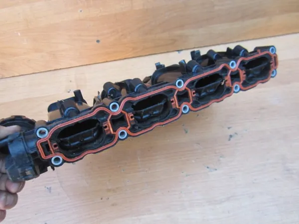 VW Audi Seat Skoda 2.0 TSI TFSI Ansaugkrümmer 06K133201R image 9