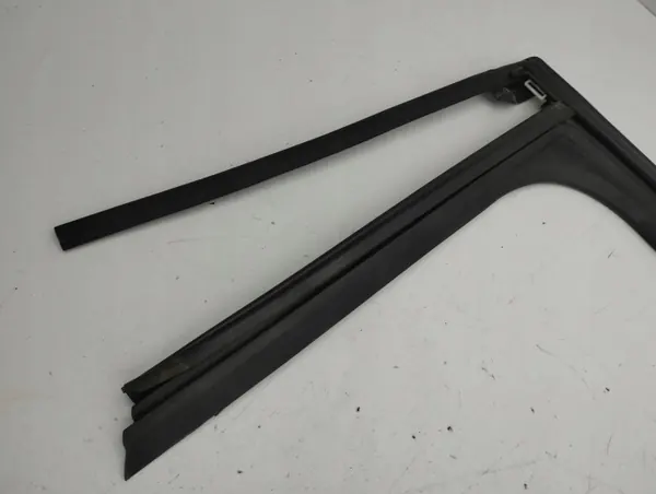 Linker achterdeur raamrubber OEM AMD141149 Citroen image 6